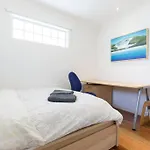 Cool Flat - 2 Bed & Office